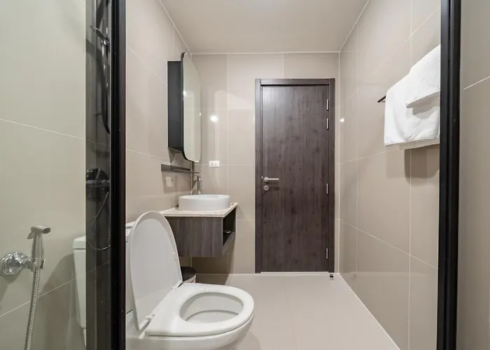 200 M To Metro L High-floor Unit L Rooftop Pool 公寓 曼谷