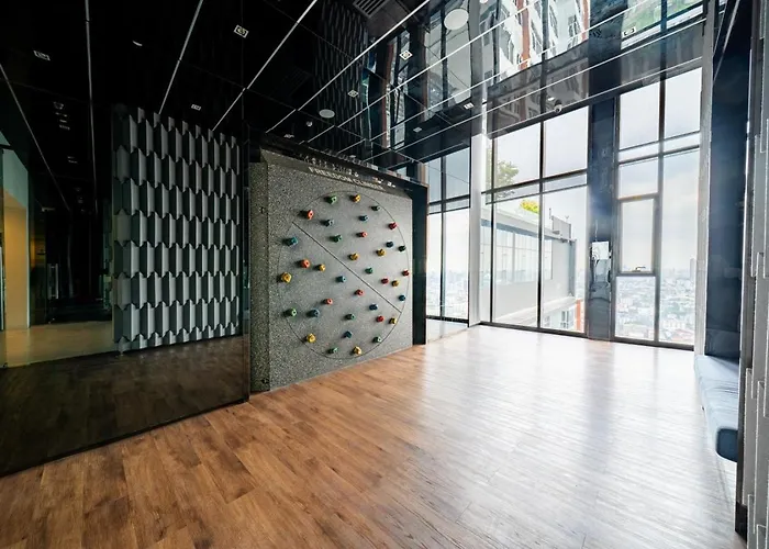 200 M To Metro L High-floor Unit L Rooftop Pool * 曼谷
