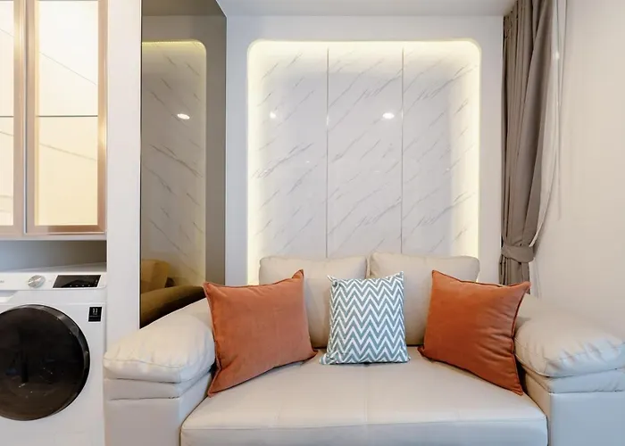 200 M To Metro L High-floor Unit L Rooftop Pool